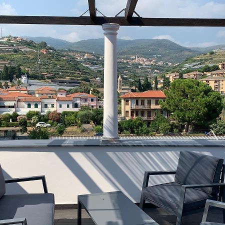 Casa Del Poeta Apartment Riva Ligure Ngoại thất bức ảnh
